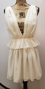 Luxxel Formal Dress in Ivory Size Med V - Neck